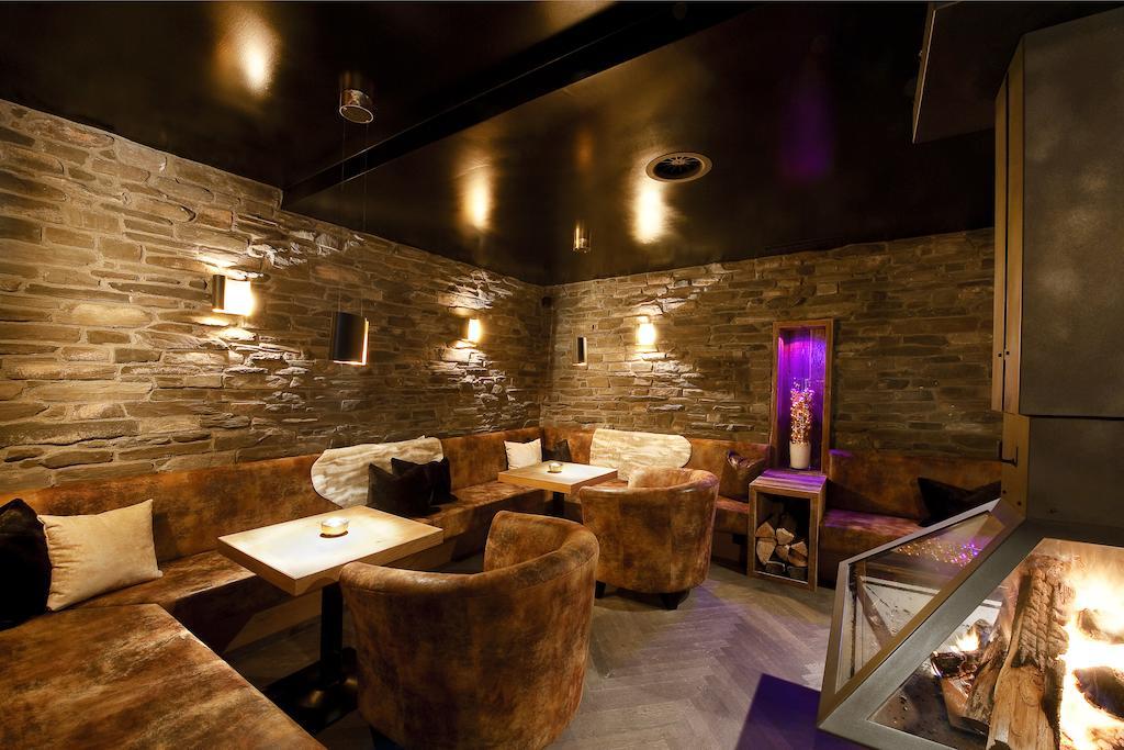 Pete Alpine Boutique Hotel - Klein Und Fein - Private Spa Suiten Und Zimmer Sankt Anton am Arlberg Esterno foto