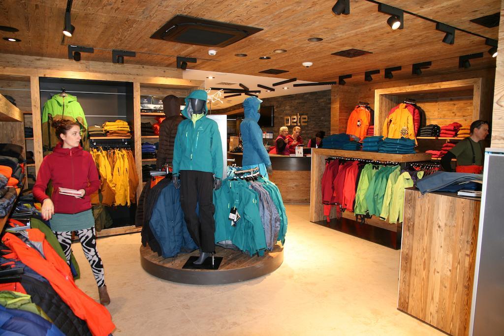 Pete Alpine Boutique Hotel - Klein Und Fein - Private Spa Suiten Und Zimmer Sankt Anton am Arlberg Esterno foto