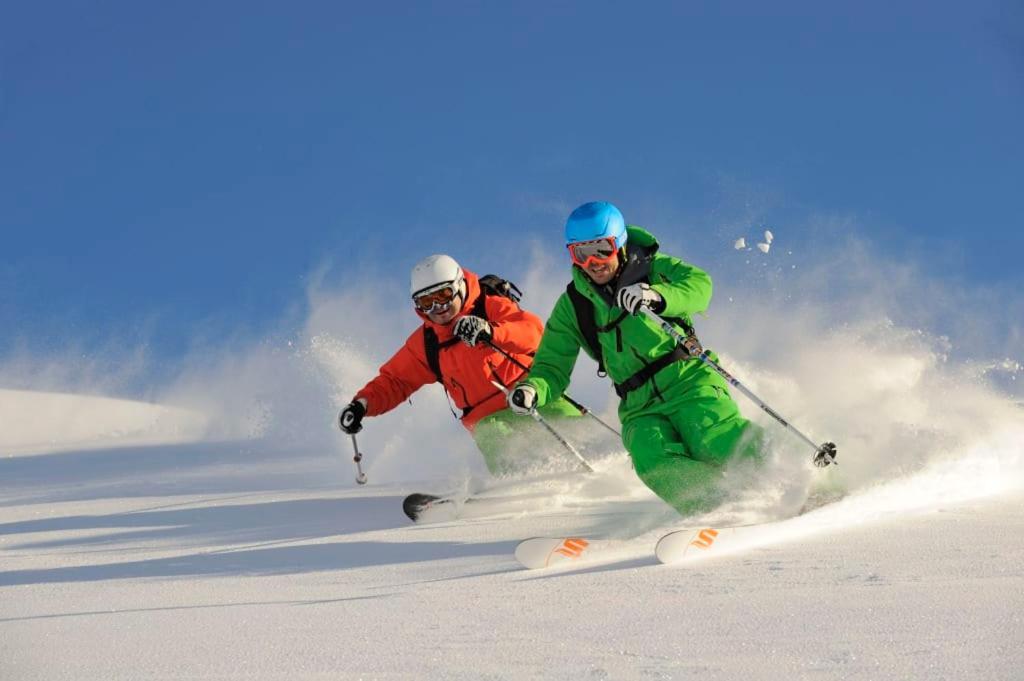 Pete Alpine Boutique Hotel - Klein Und Fein - Private Spa Suiten Und Zimmer Sankt Anton am Arlberg Esterno foto