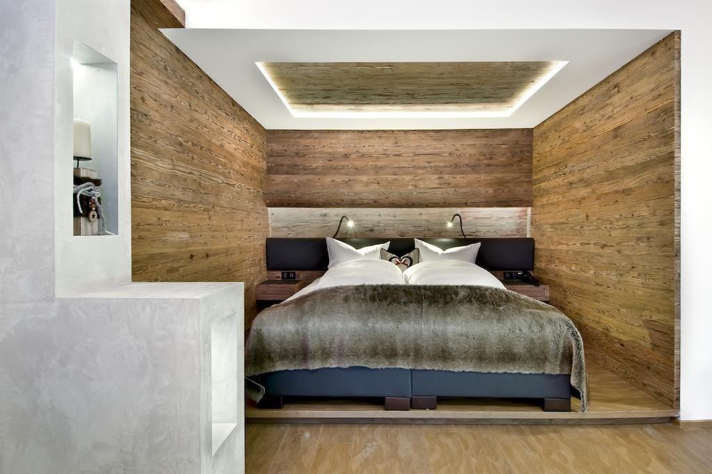 Pete Alpine Boutique Hotel - Klein Und Fein - Private Spa Suiten Und Zimmer Sankt Anton am Arlberg Camera foto