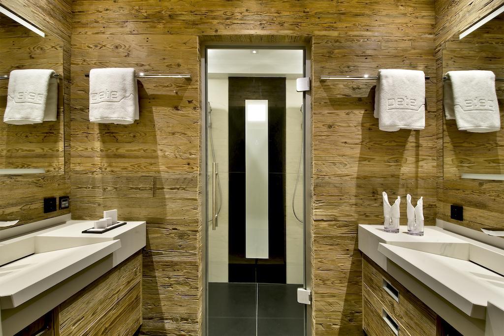 Pete Alpine Boutique Hotel - Klein Und Fein - Private Spa Suiten Und Zimmer Sankt Anton am Arlberg Camera foto