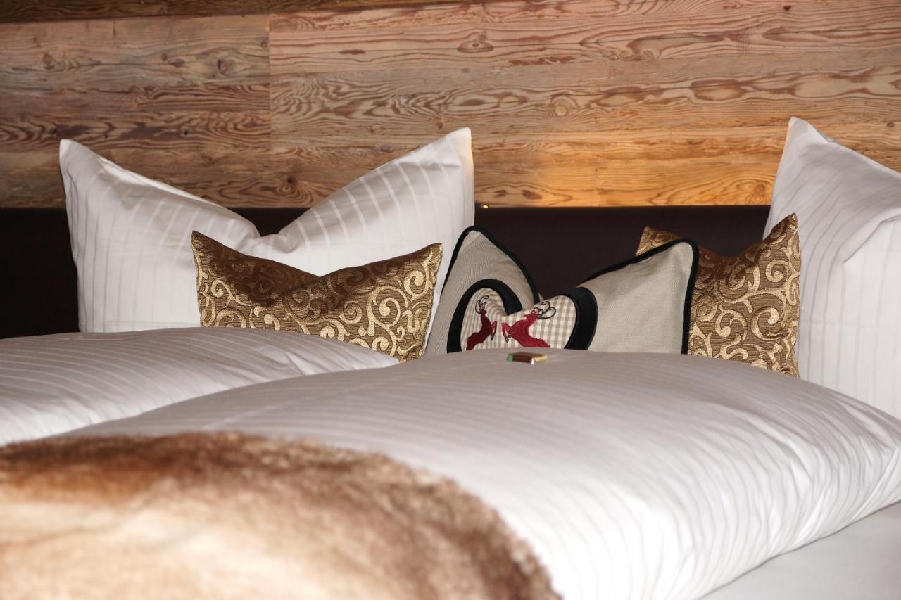 Pete Alpine Boutique Hotel - Klein Und Fein - Private Spa Suiten Und Zimmer Sankt Anton am Arlberg Camera foto